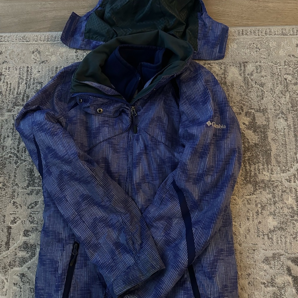 Columbia Women 2 in 1  Blue Jacket